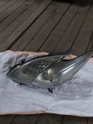 Toyota Prius Headlight Non Xenon