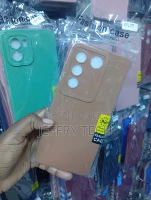 Vivo V27 Impact-Resistant Liquid Silicone Cover