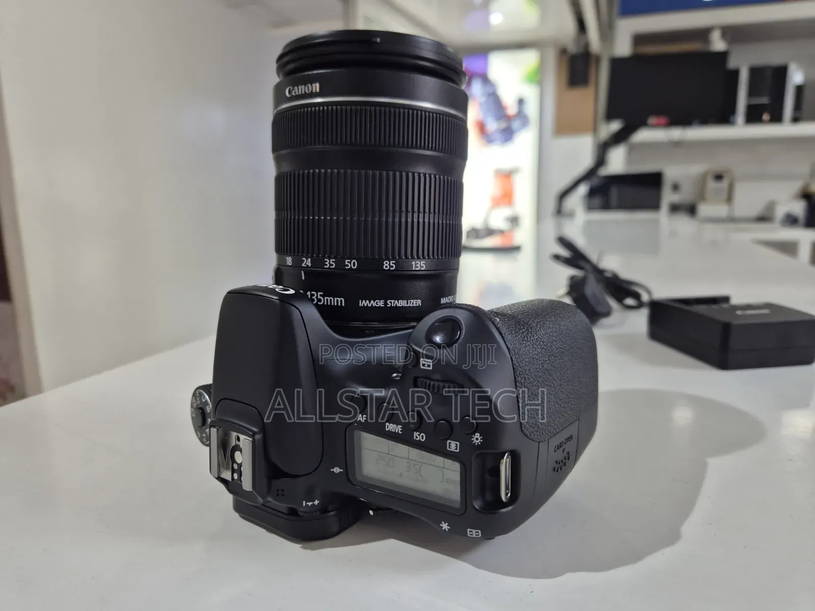 Canon Eos 70d DSLR Camera With 18-135mm Lens