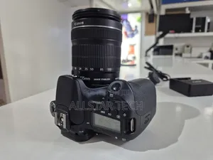 Canon Eos 70d DSLR Camera With 18-135mm Lens