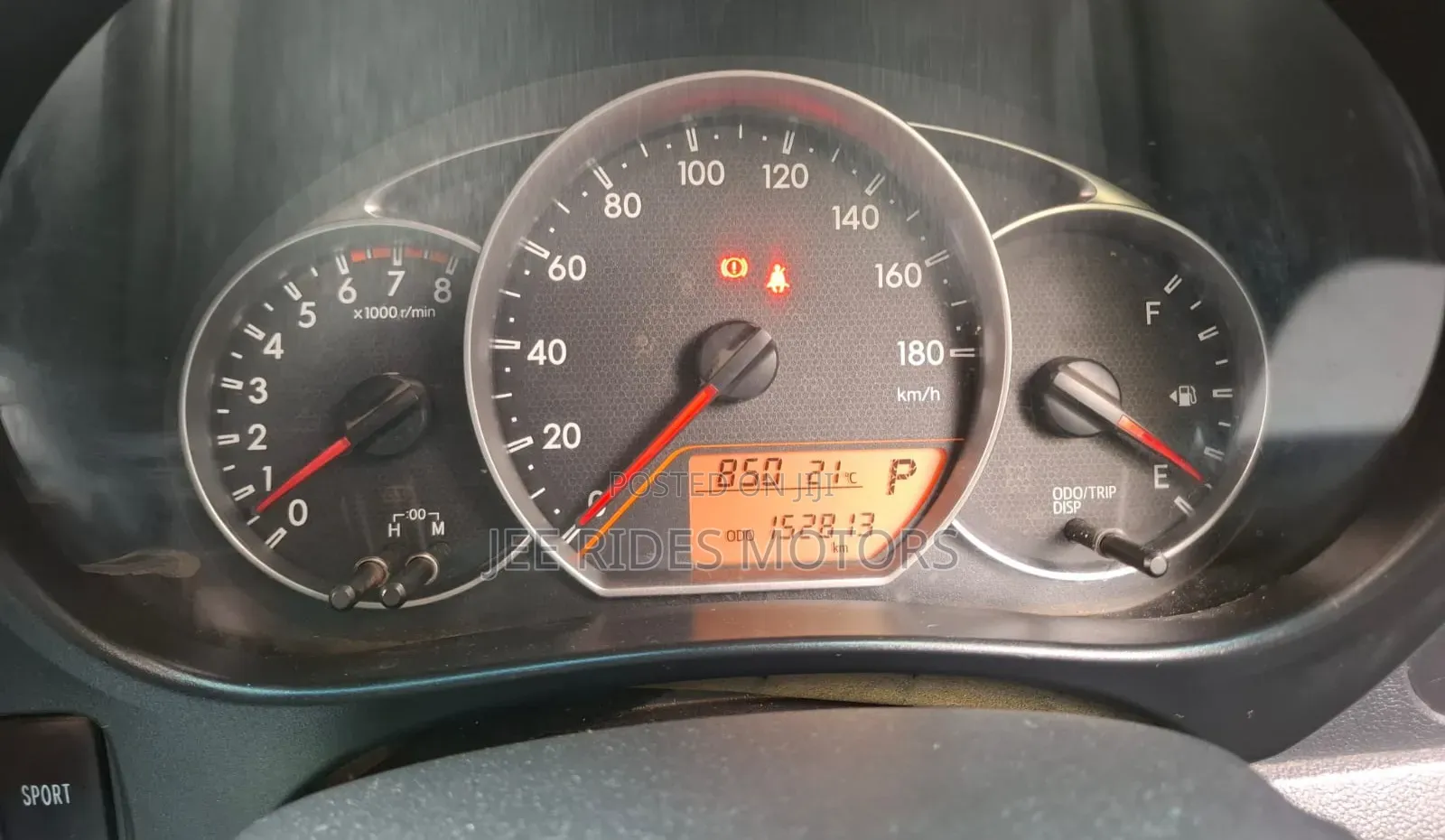 Toyota Ractis 2013 Silver