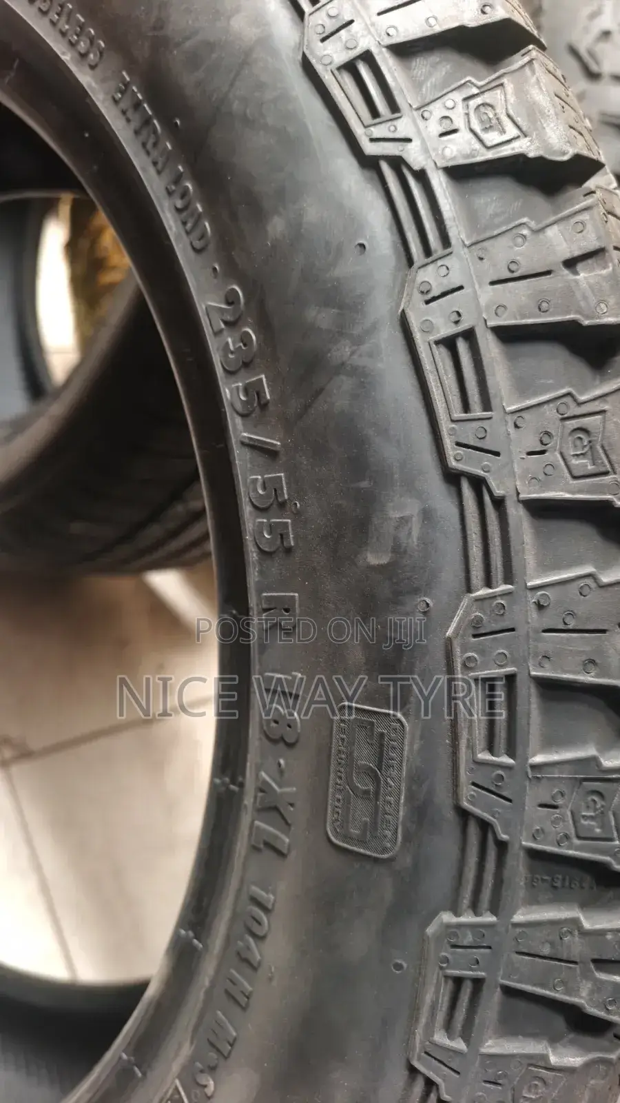 235/55r18 General Grabber