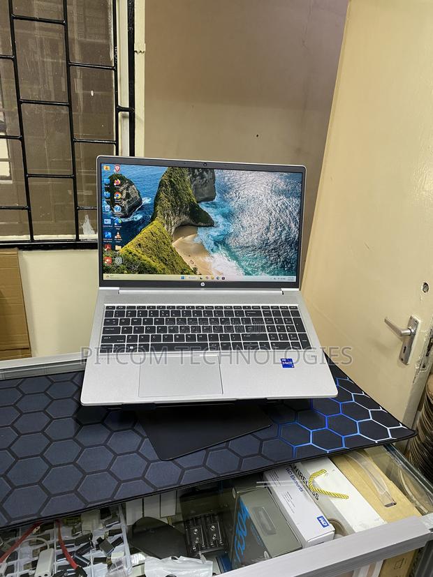 Laptop HP ProBook 450 G9 16GB Intel Core i7 SSD 512GB