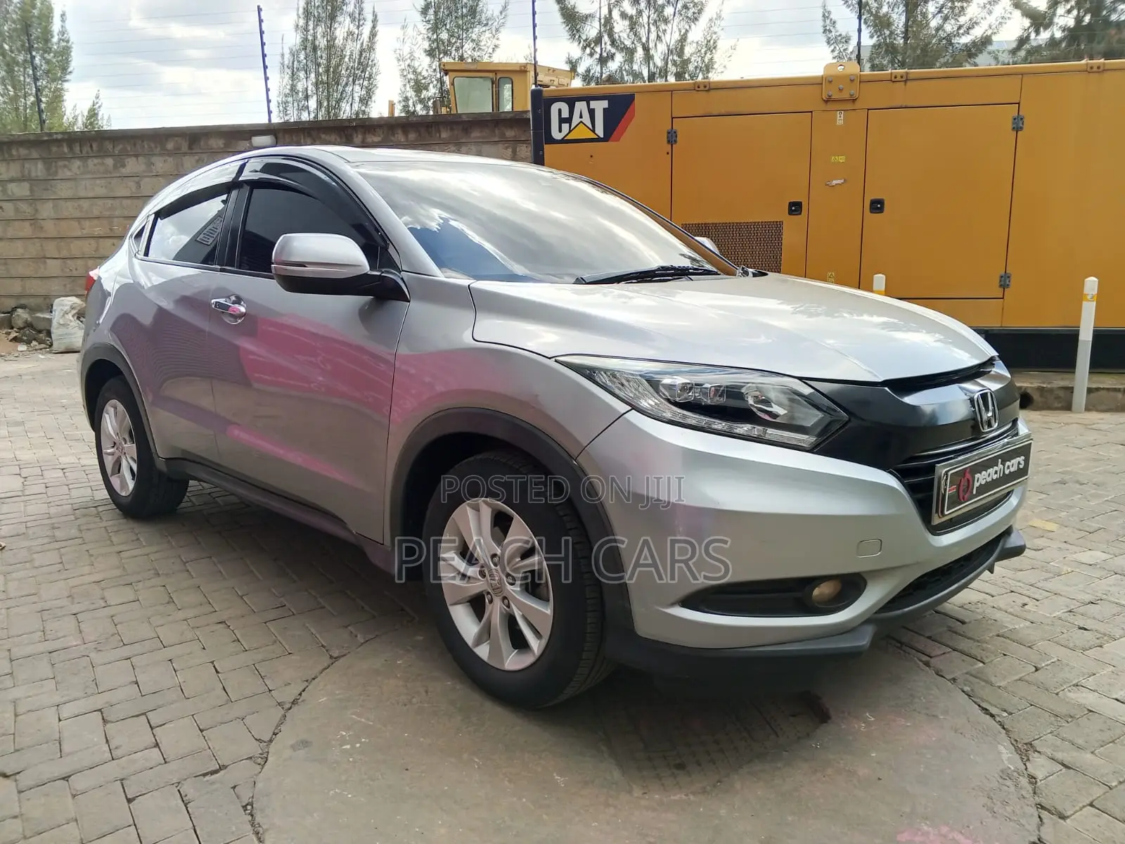 Honda Vezel 2017 Silver