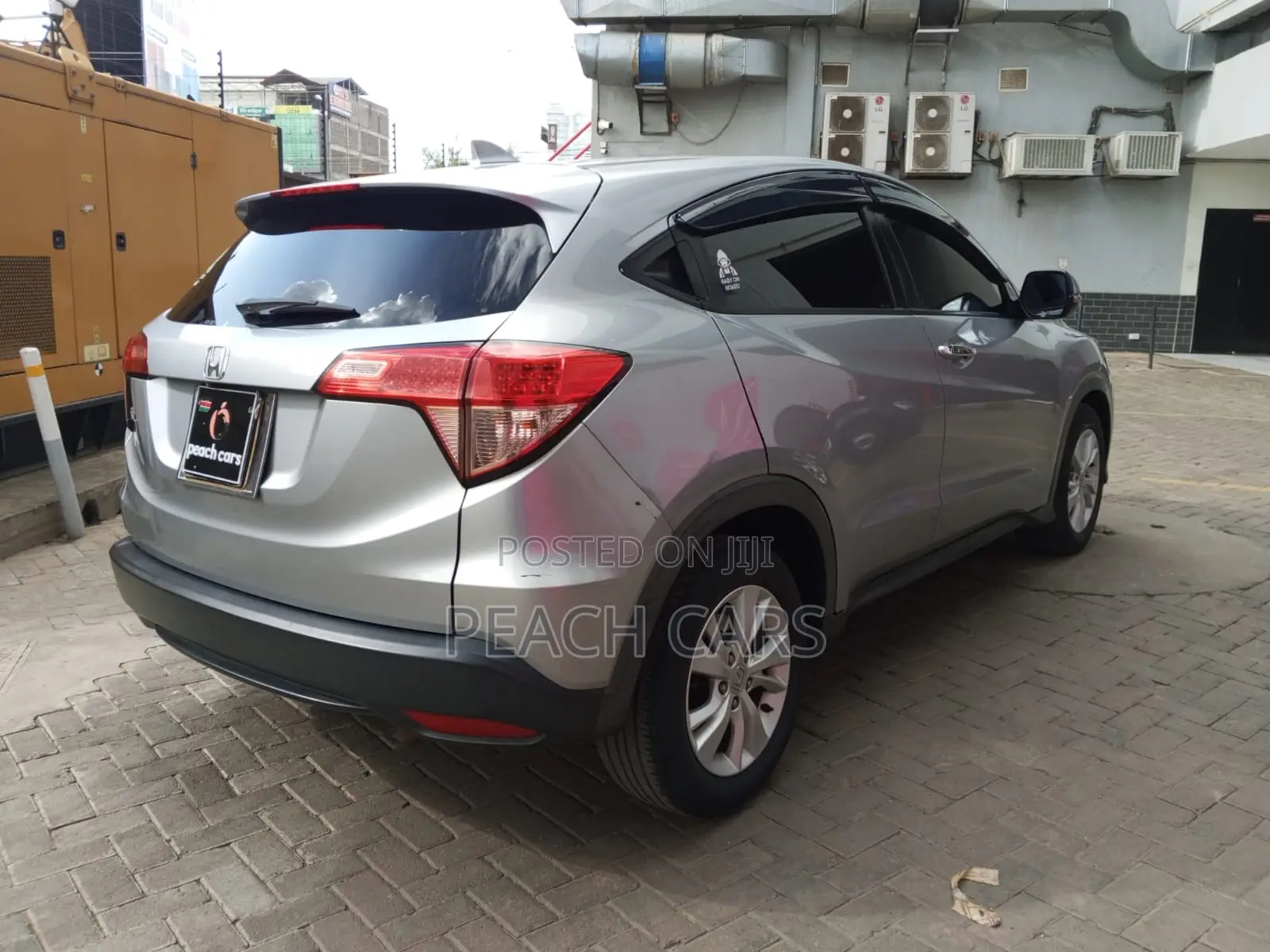 Honda Vezel 2017 Silver