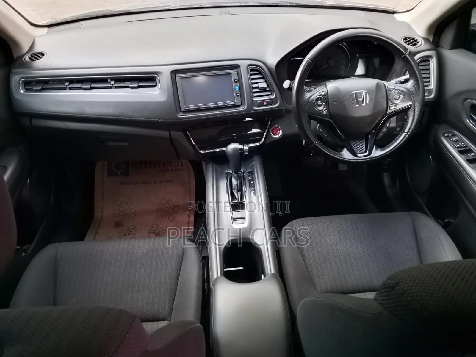 Honda Vezel 2017 Silver