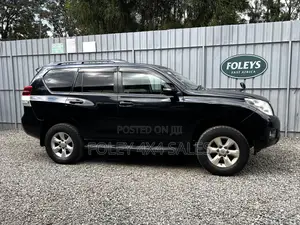 Toyota Land Cruiser Prado 2.7 i 2011 Black