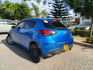 Mazda Demio 2018 Blue