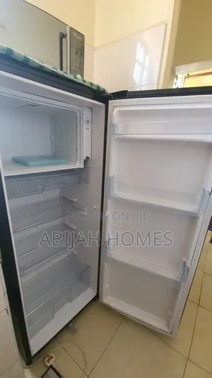 Bruhm Fridge