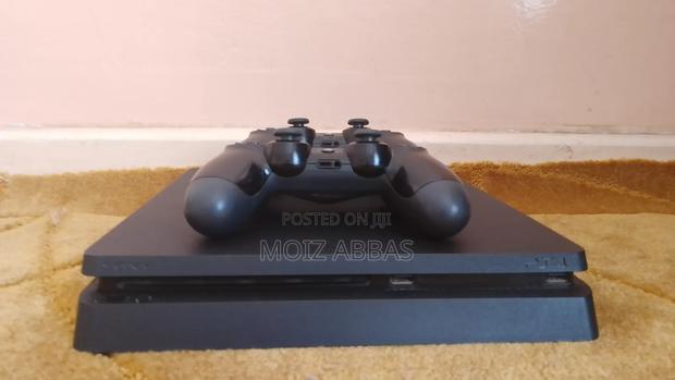 Ps4 Slim Jailbroken - thumbnail 2