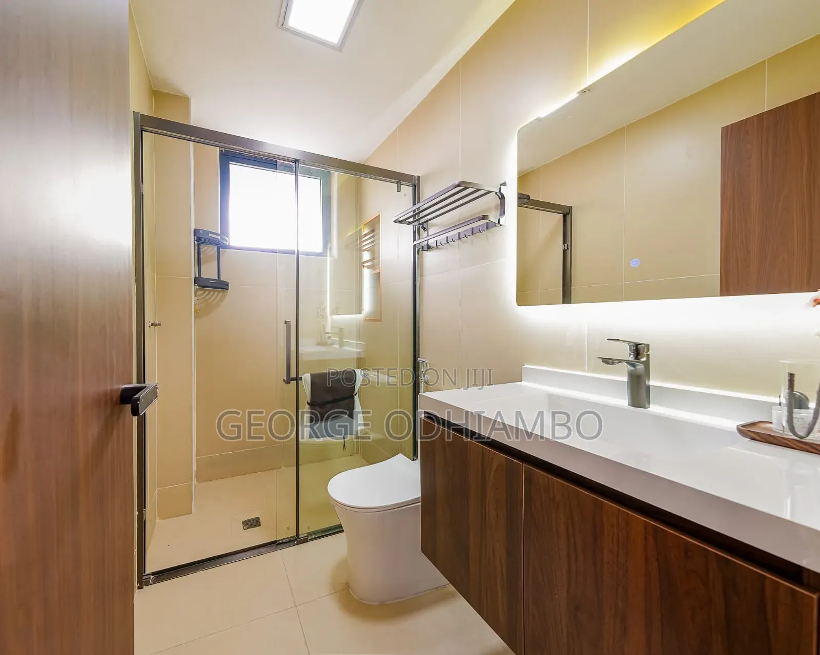 2bdrm Apartment in Westlands, Raphta Road Area for sale