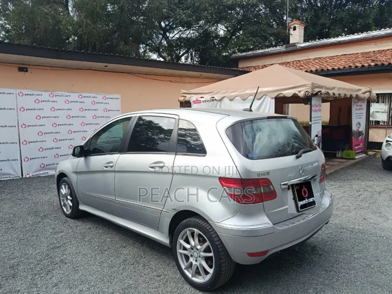 Mercedes-Benz B-Class 2010 Silver