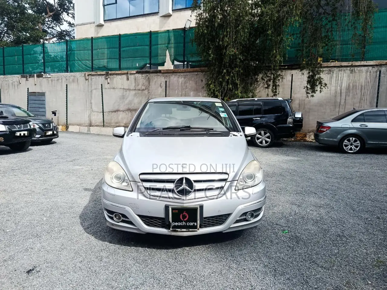 Mercedes-Benz B-Class 2010 Silver