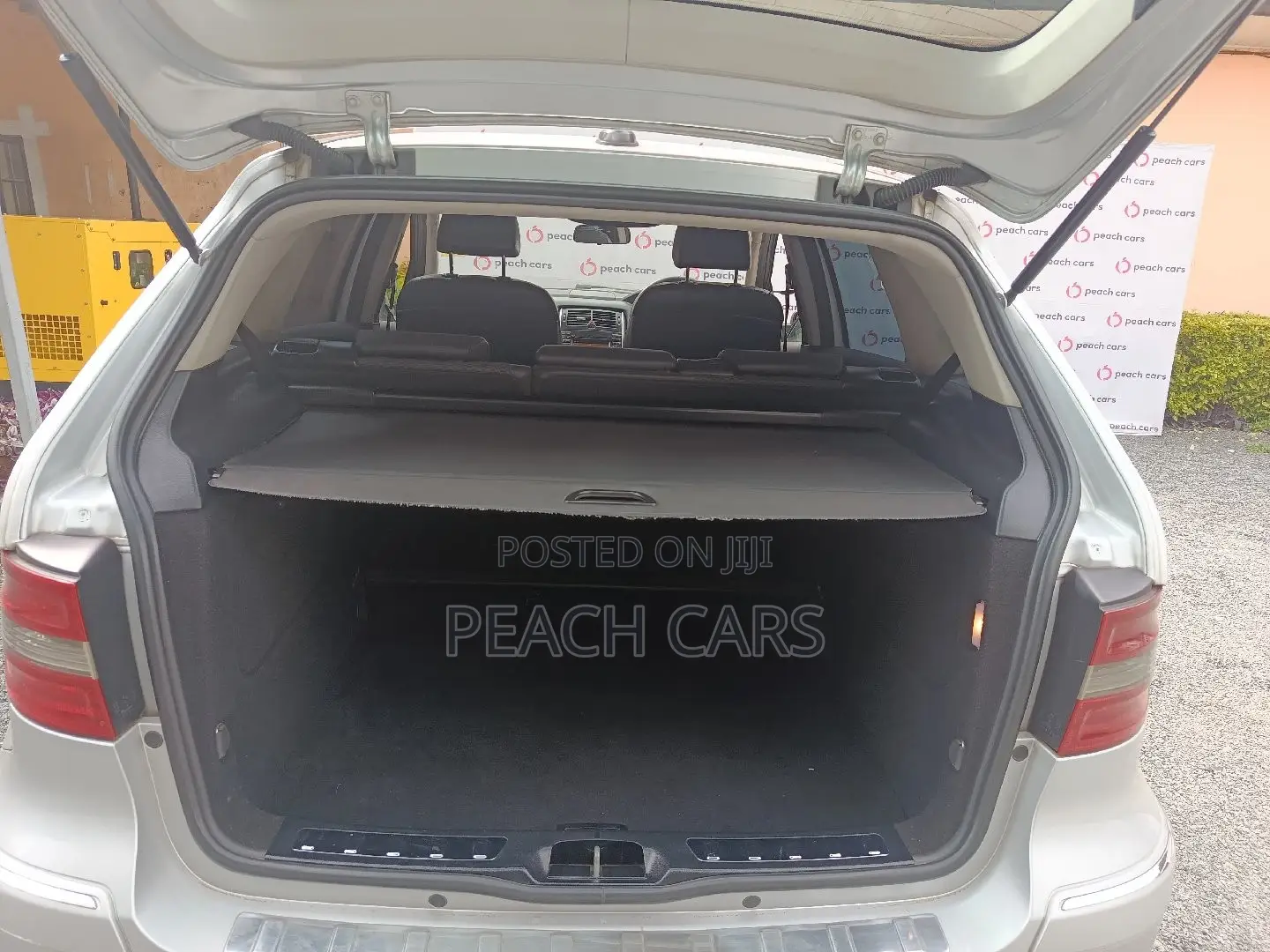 Mercedes-Benz B-Class 2010 Silver