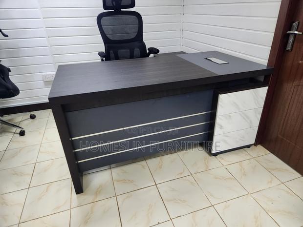 1.6m Modern Executive Office Desk