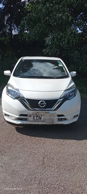 Nissan Note 2018 White