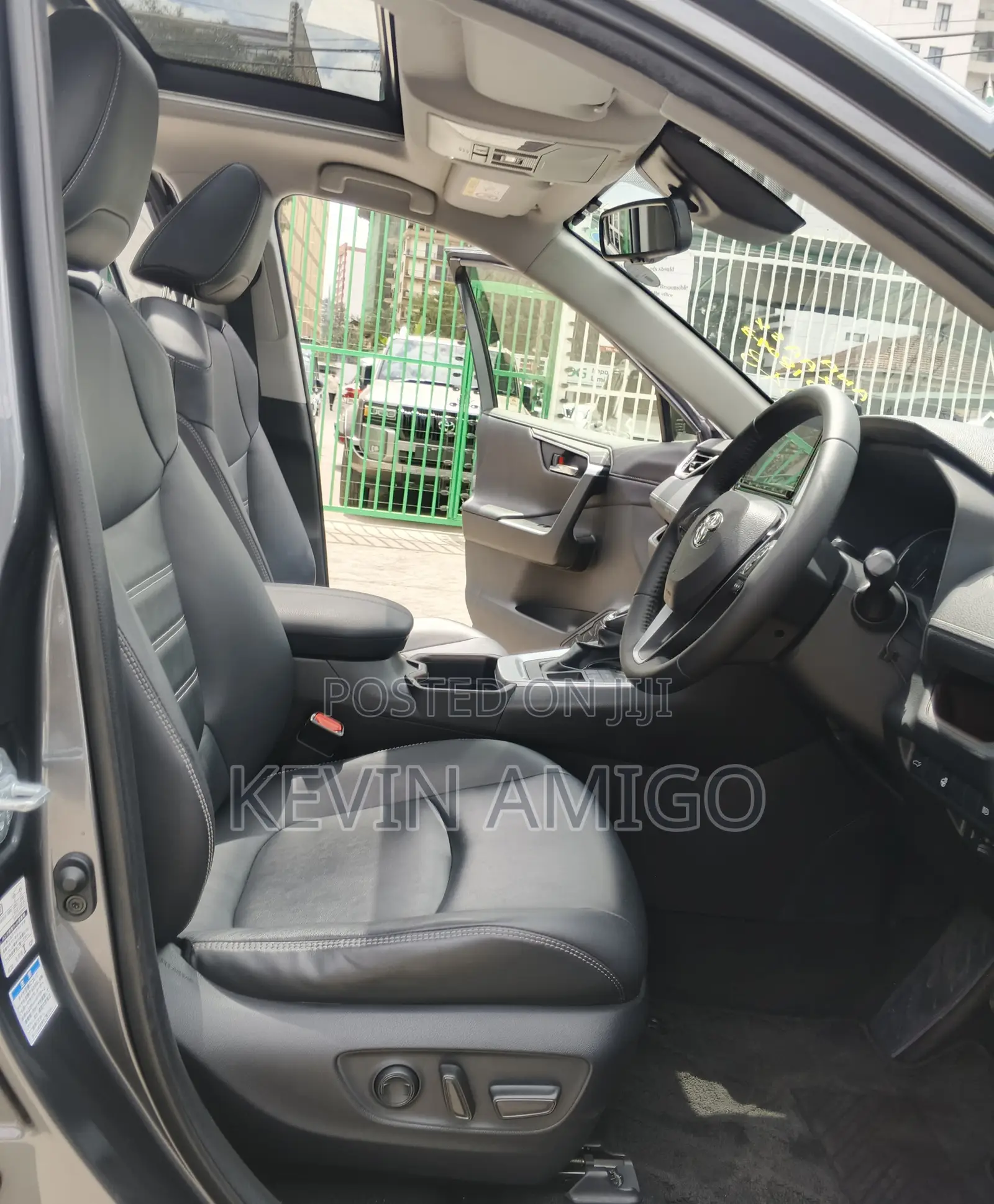 Toyota RAV4 2020 Gray