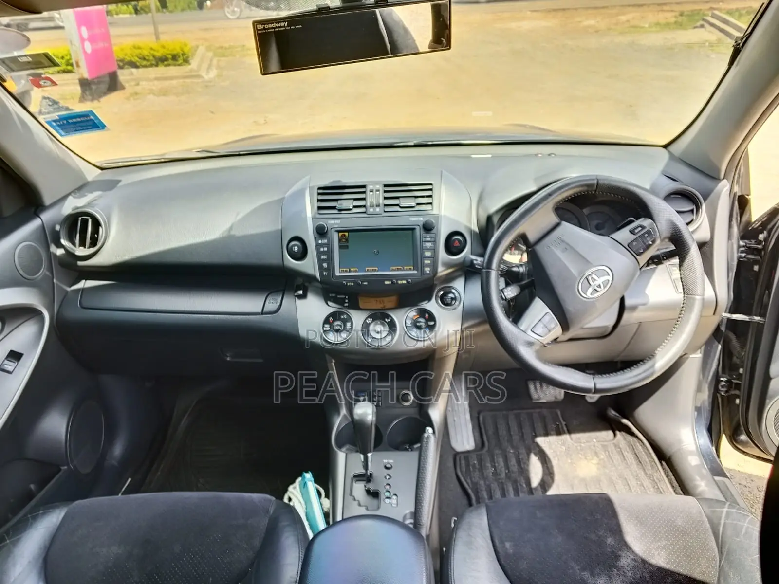 Toyota Vanguard 2012 Gray