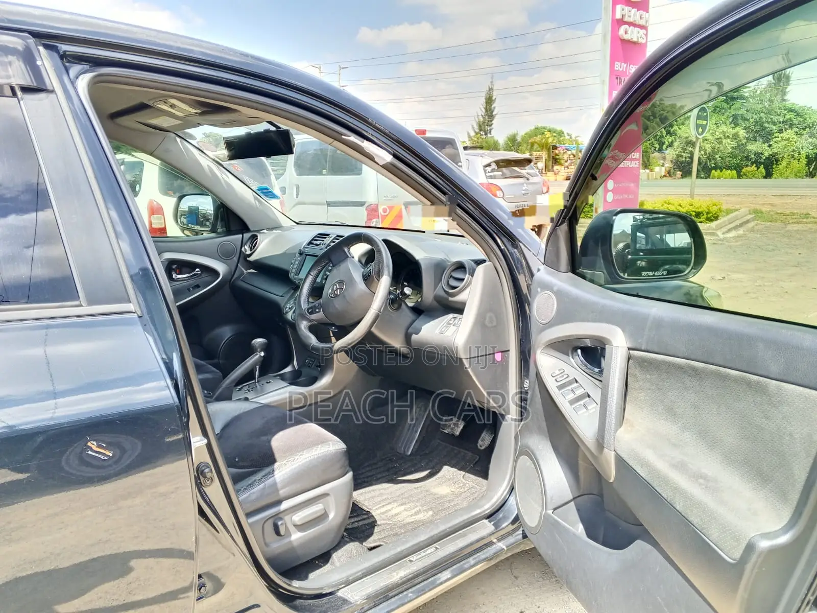 Toyota Vanguard 2012 Gray