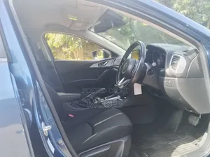 Mazda Axela 2017 Blue