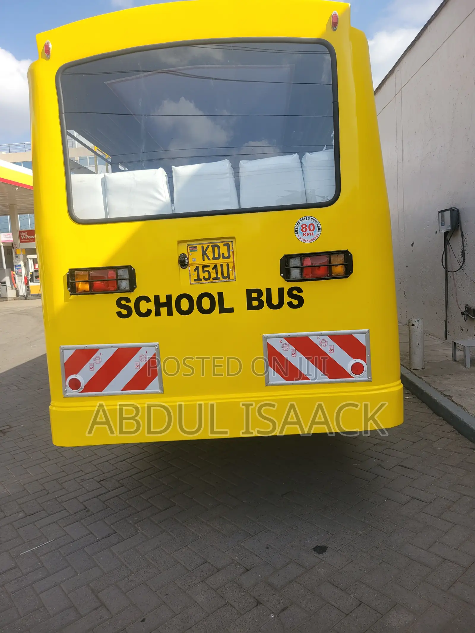 Isuzu NQR 2023 Yellow
