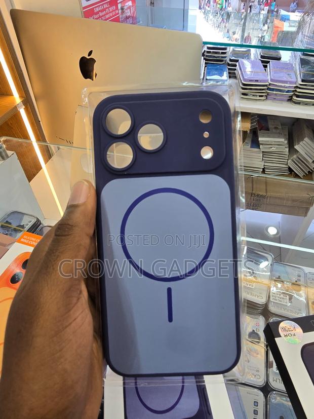 iPhone 17 Pro Max Premium Protective Back Case - thumbnail 3
