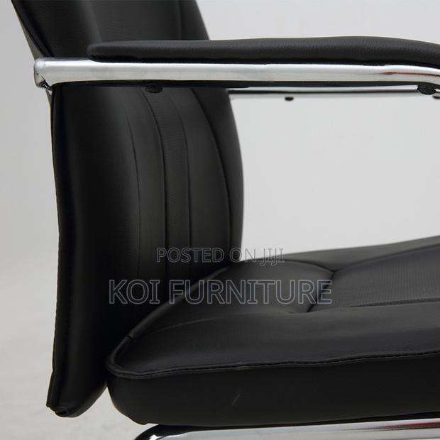 Office Chairs; Professional Leather Visitors Office Chairs - thumbnail 7