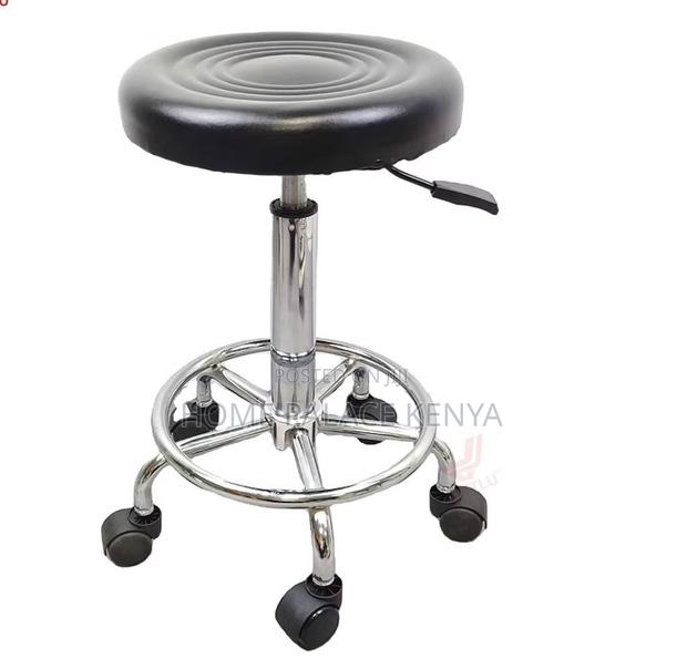 Rolling Stool: Hydraulic Beauty Stool For Salon, Spa And Workstations - thumbnail 2