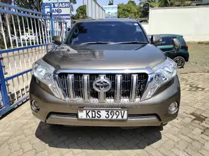 Toyota Land Cruiser Prado 2017 Brown