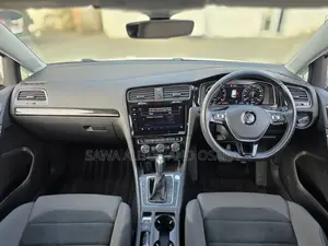 Volkswagen Golf 2019 White