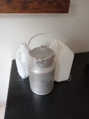 Fresh Goat Milk