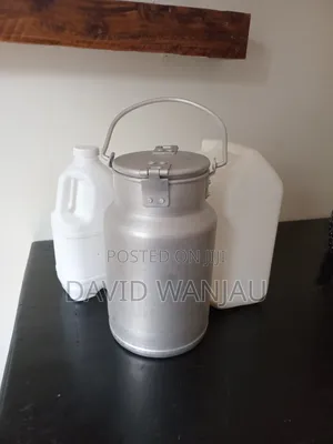Fresh Goat Milk