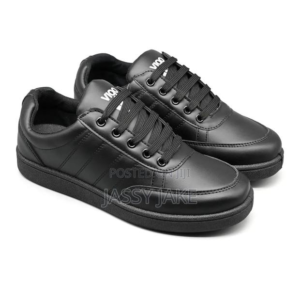 Vigo Kicks Sneakers