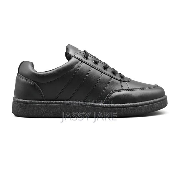 Vigo Kicks Sneakers - thumbnail 2