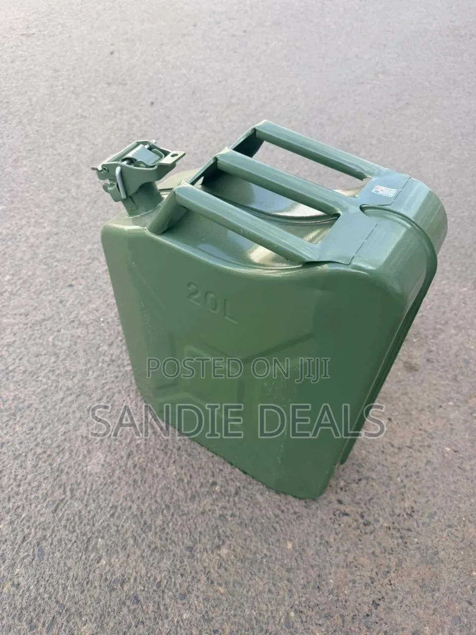 Metallic Fuel Jerrycan Storage