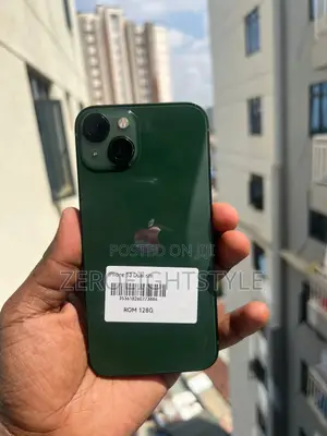 Apple iPhone 13 128 GB Green