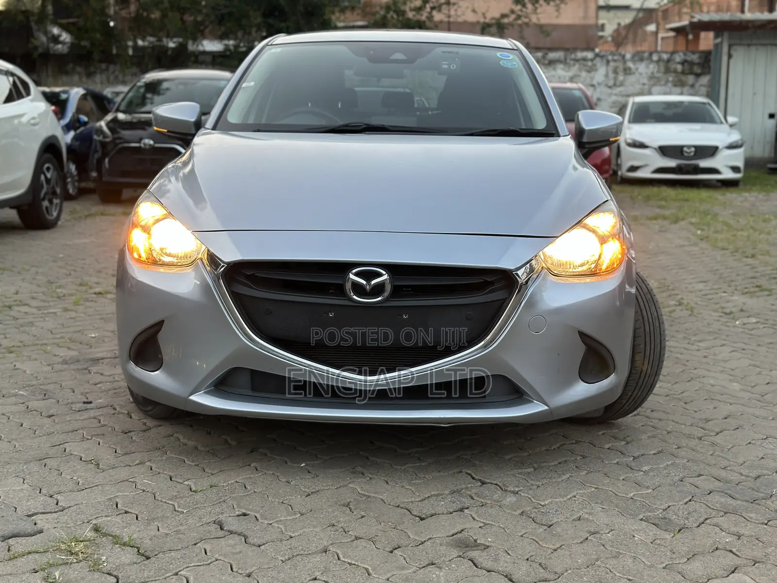 Mazda Demio 2019 Silver