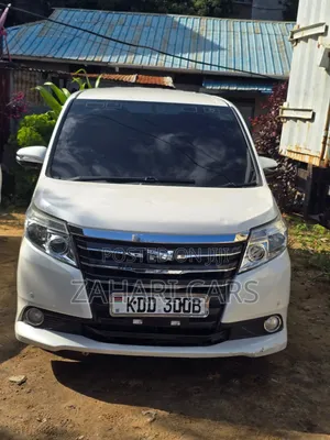 Toyota Noah 2014 White