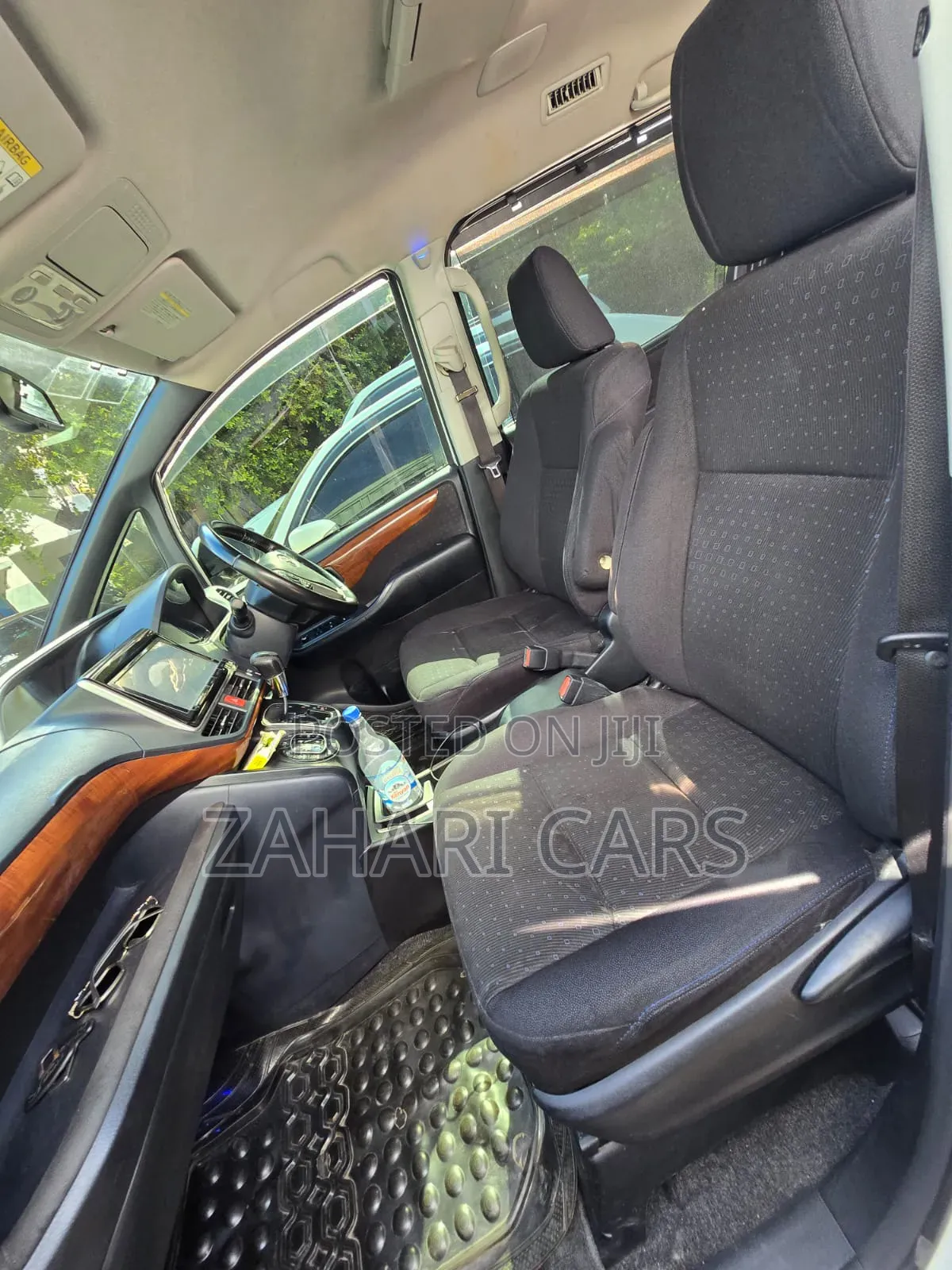 Toyota Noah 2014 White