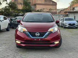 Nissan Note 1.2 Hybrid 2019 Red