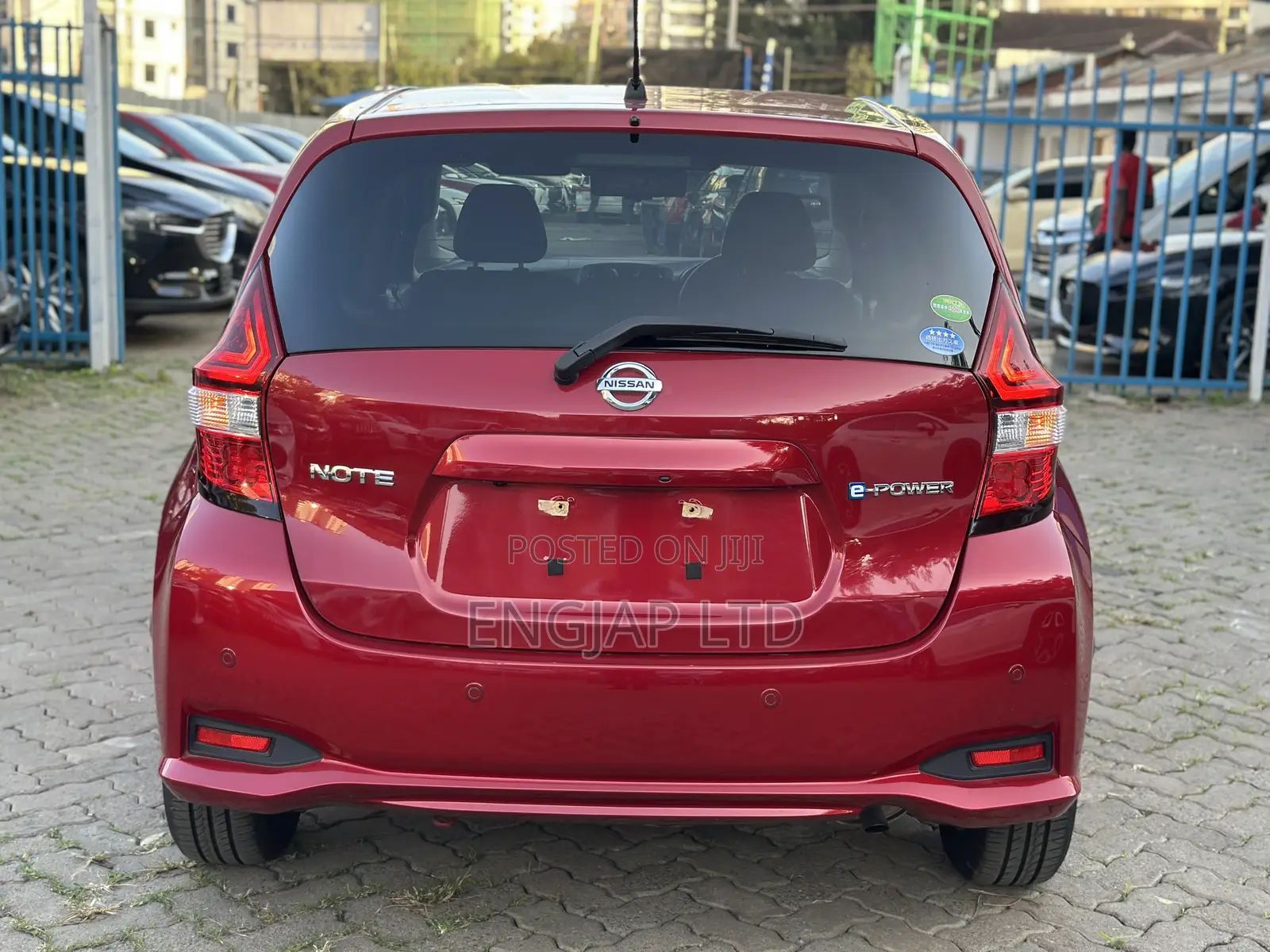 Nissan Note 1.2 Hybrid 2019 Red