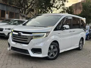 Honda Stepwgn 2019 Pearl