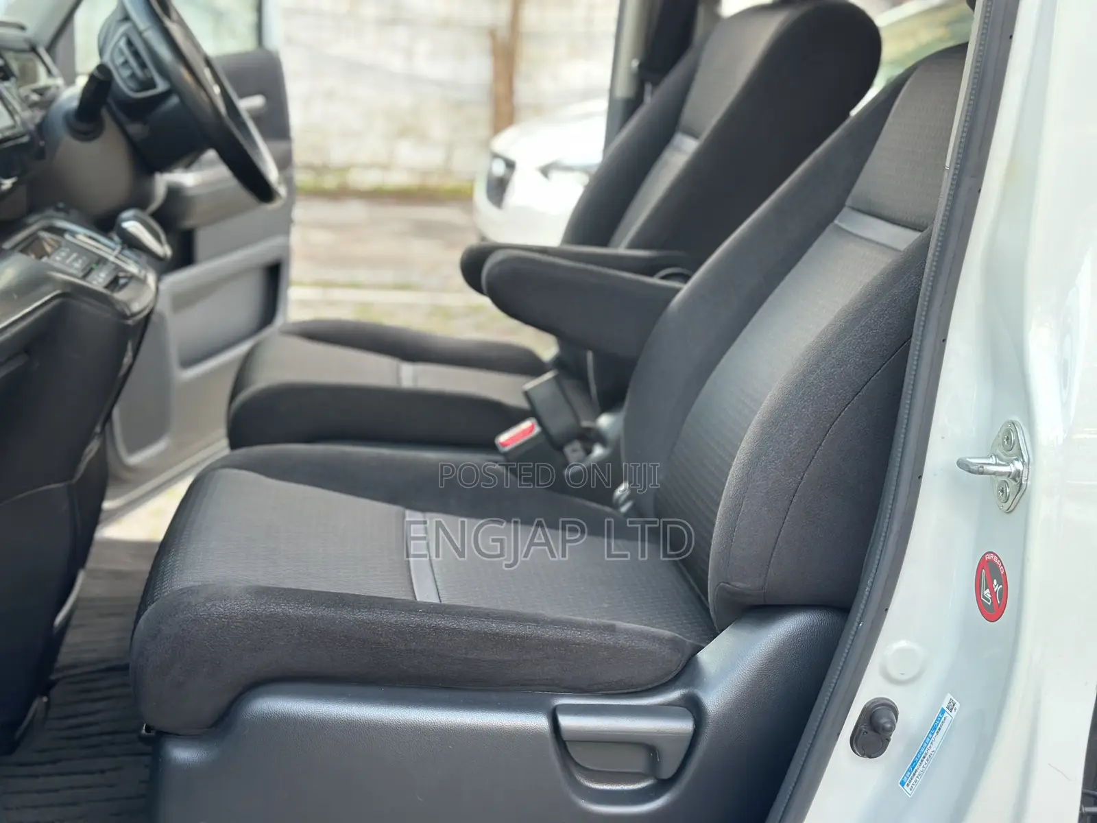 Honda Stepwgn 2019 Pearl