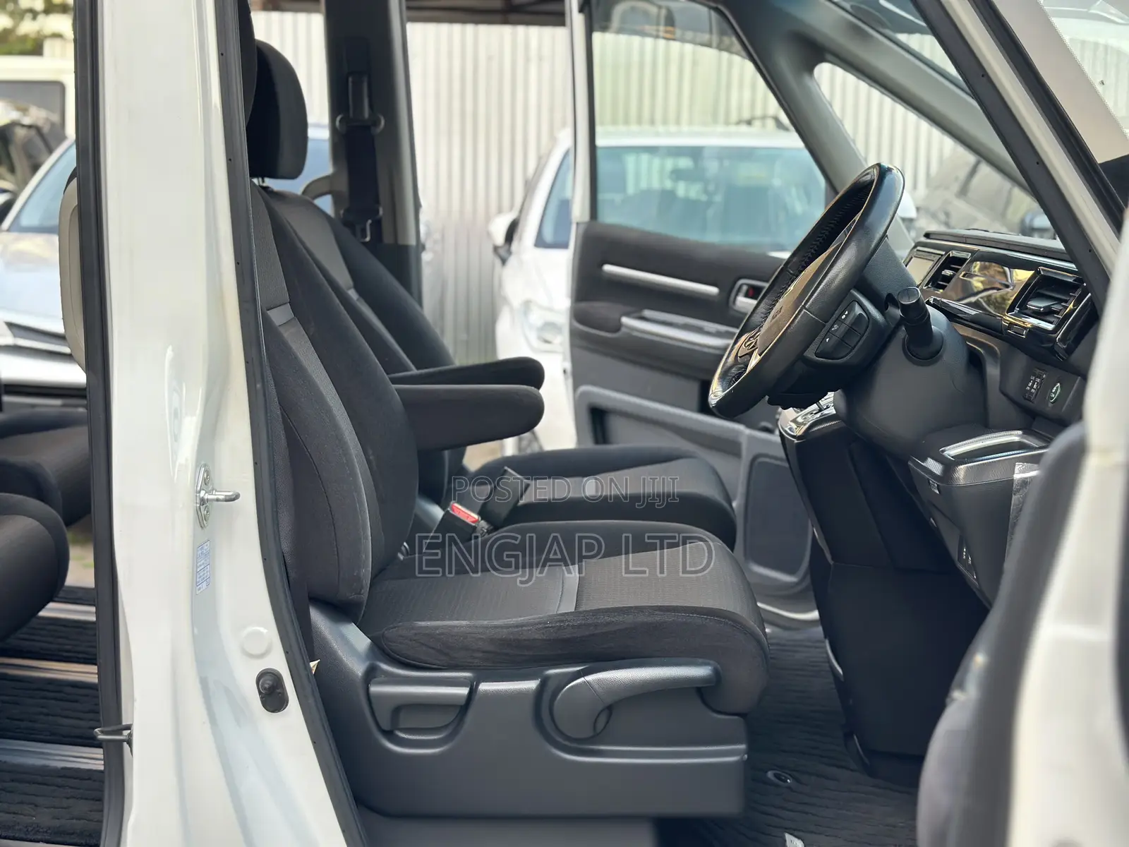 Honda Stepwgn 2019 Pearl
