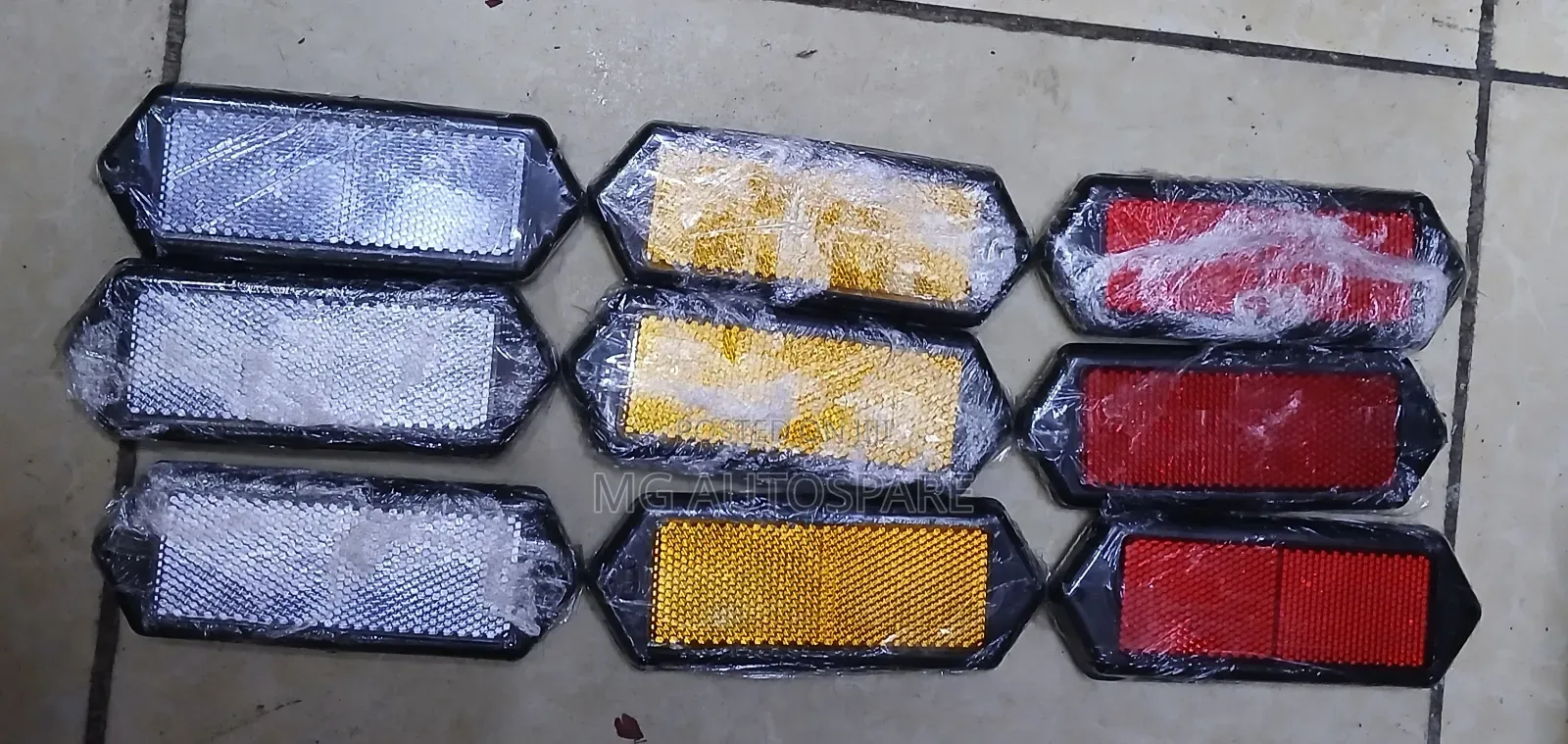 Amber Reflector