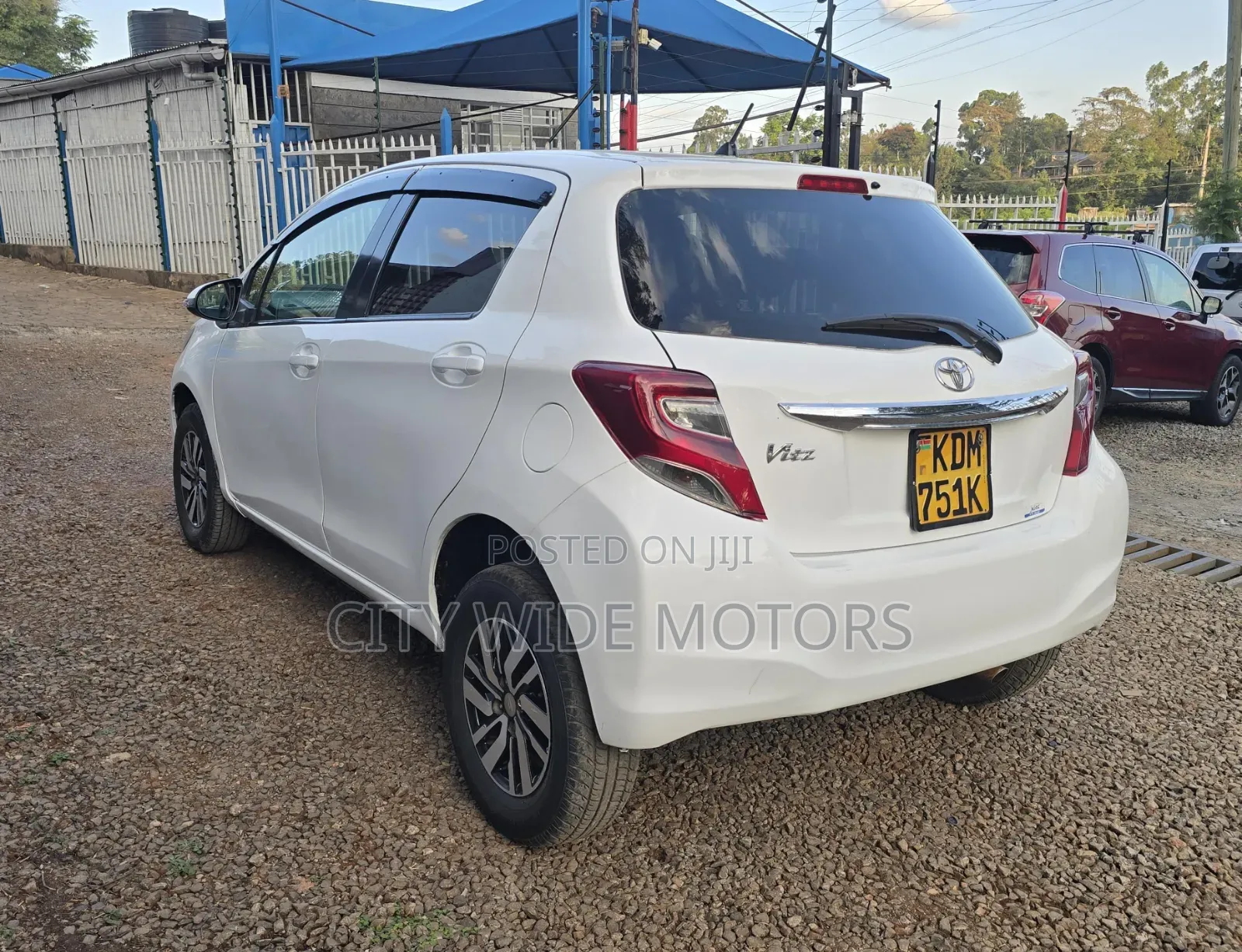 Toyota Vitz 2016 White