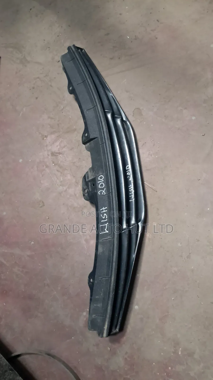 Toyota Wish Grill