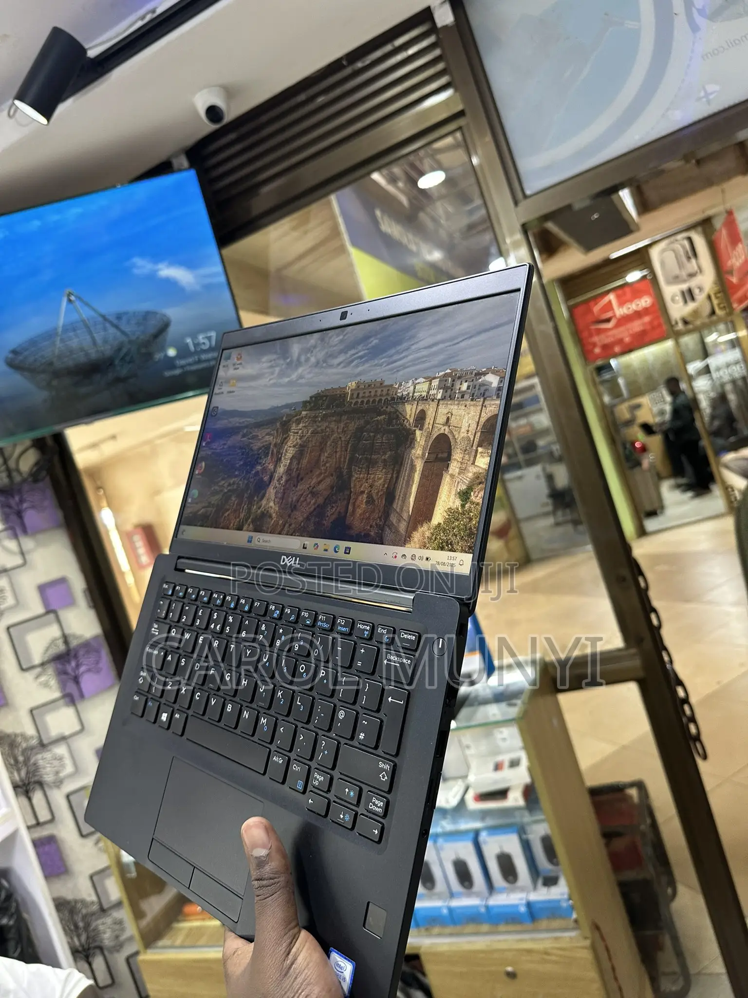 Laptop Dell Latitude 7390 16GB Intel Core i7 SSD 256GB