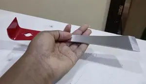 Honey Scraper