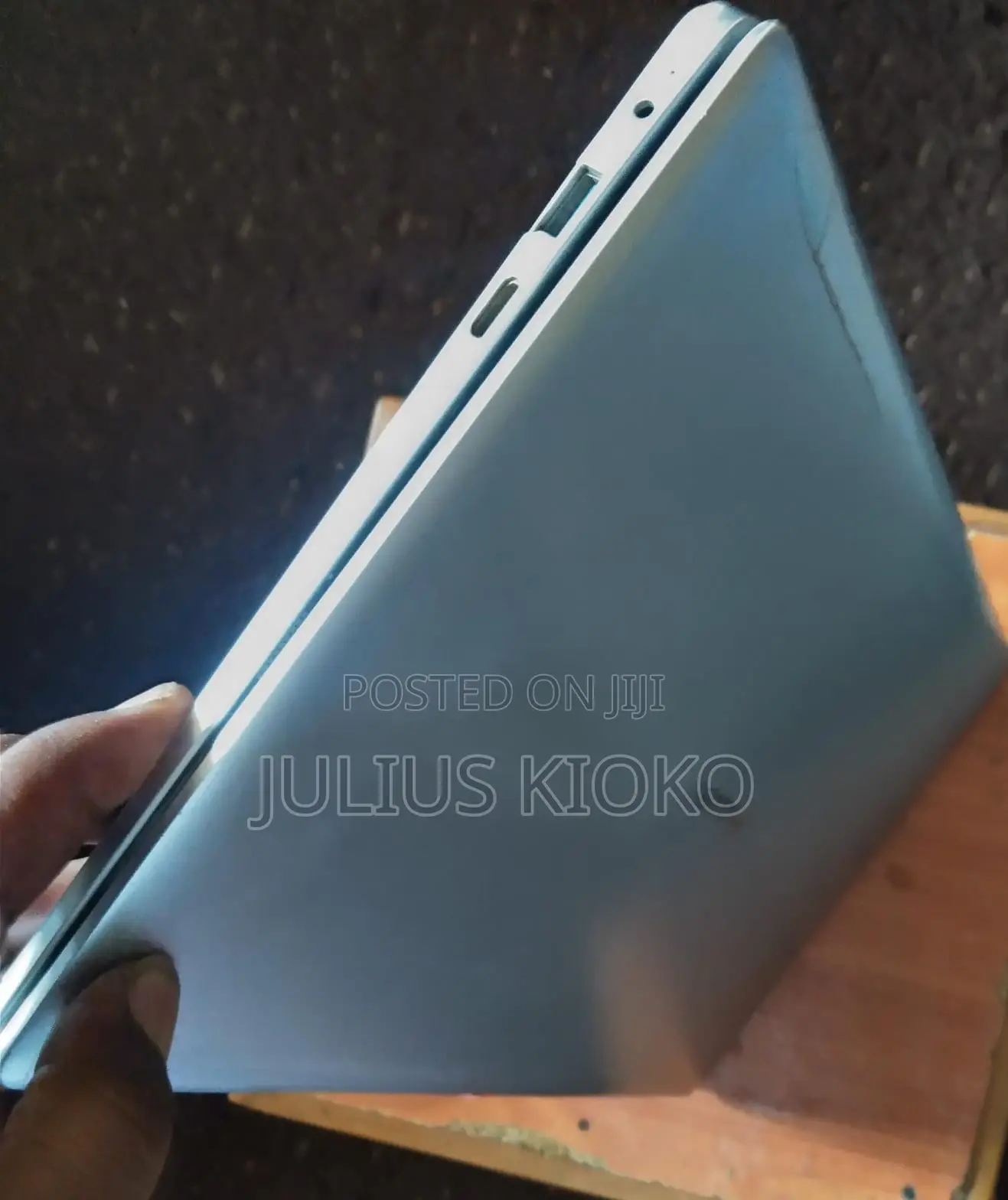 Laptop 8GB Intel Celeron HDD+SSD 500GB